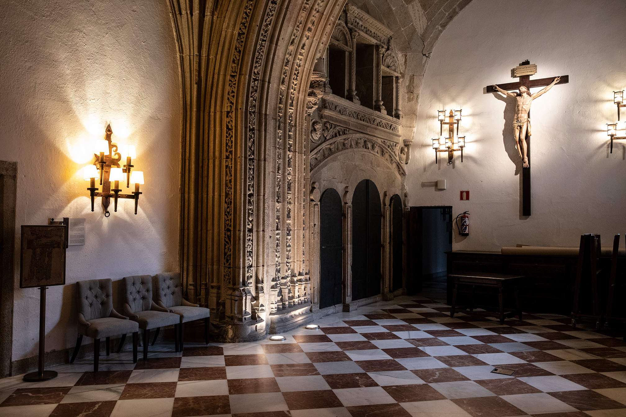 La capilla real del Parador de Santiago