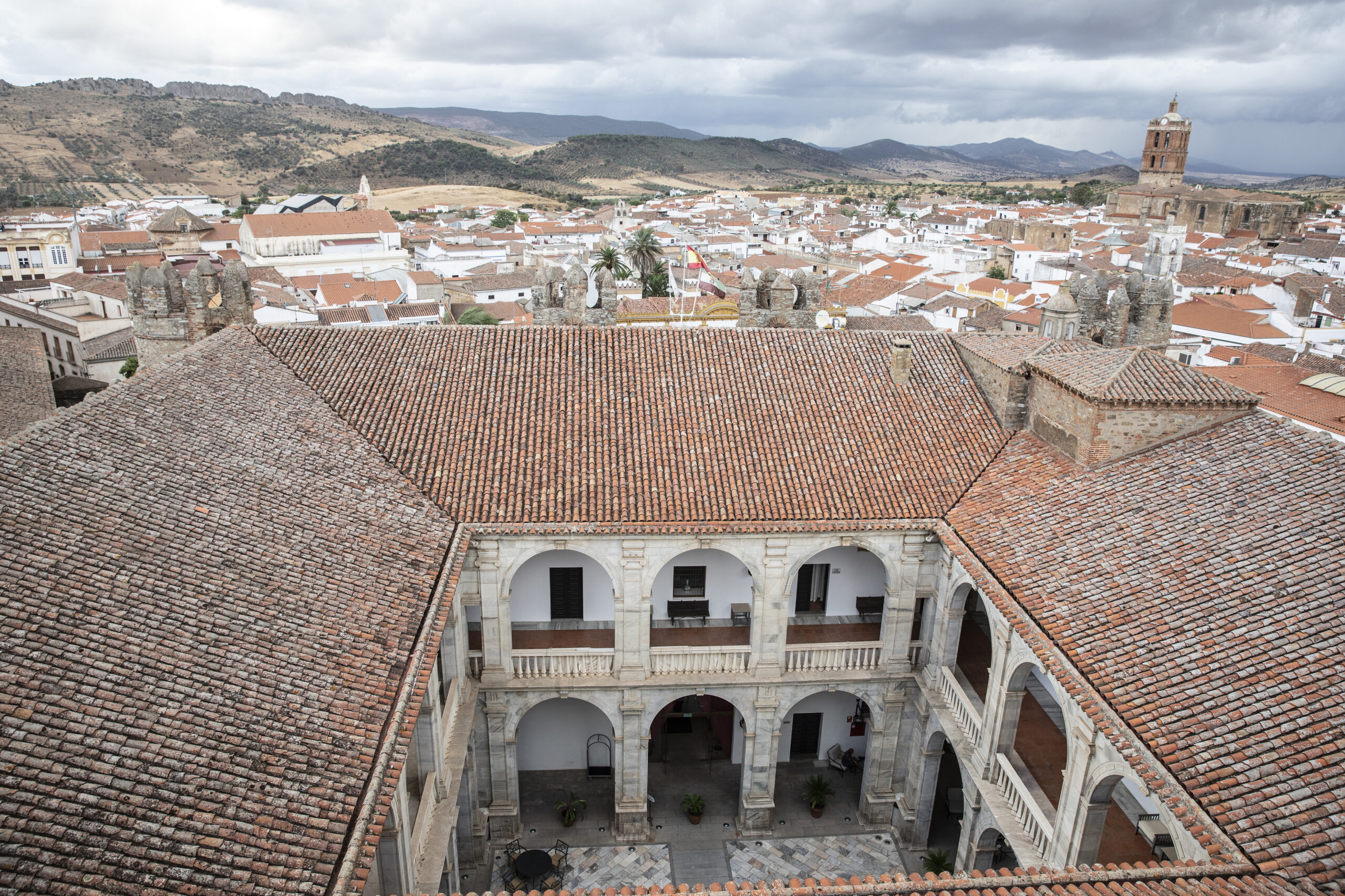 Vista panorámica del Parador de Zafra y la localidad