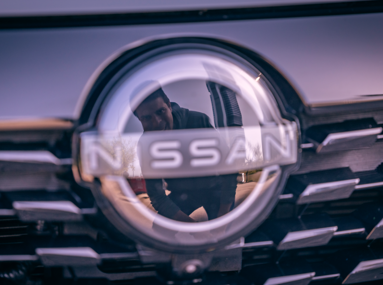 nissan foto 6